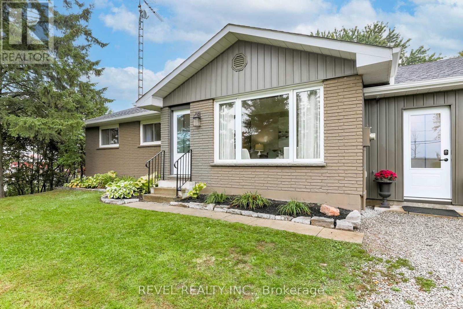 3880 Highway 35, Kawartha Lakes, Ontario K0M 1G0 - Photo 2 - X12149008