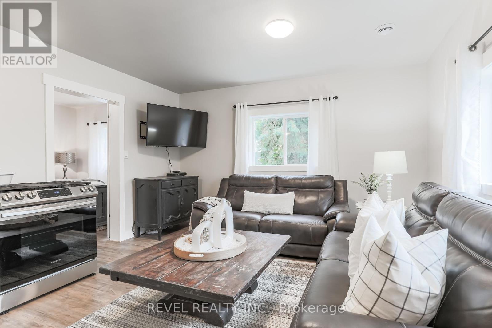 3880 Highway 35, Kawartha Lakes, Ontario K0M 1G0 - Photo 20 - X12149008