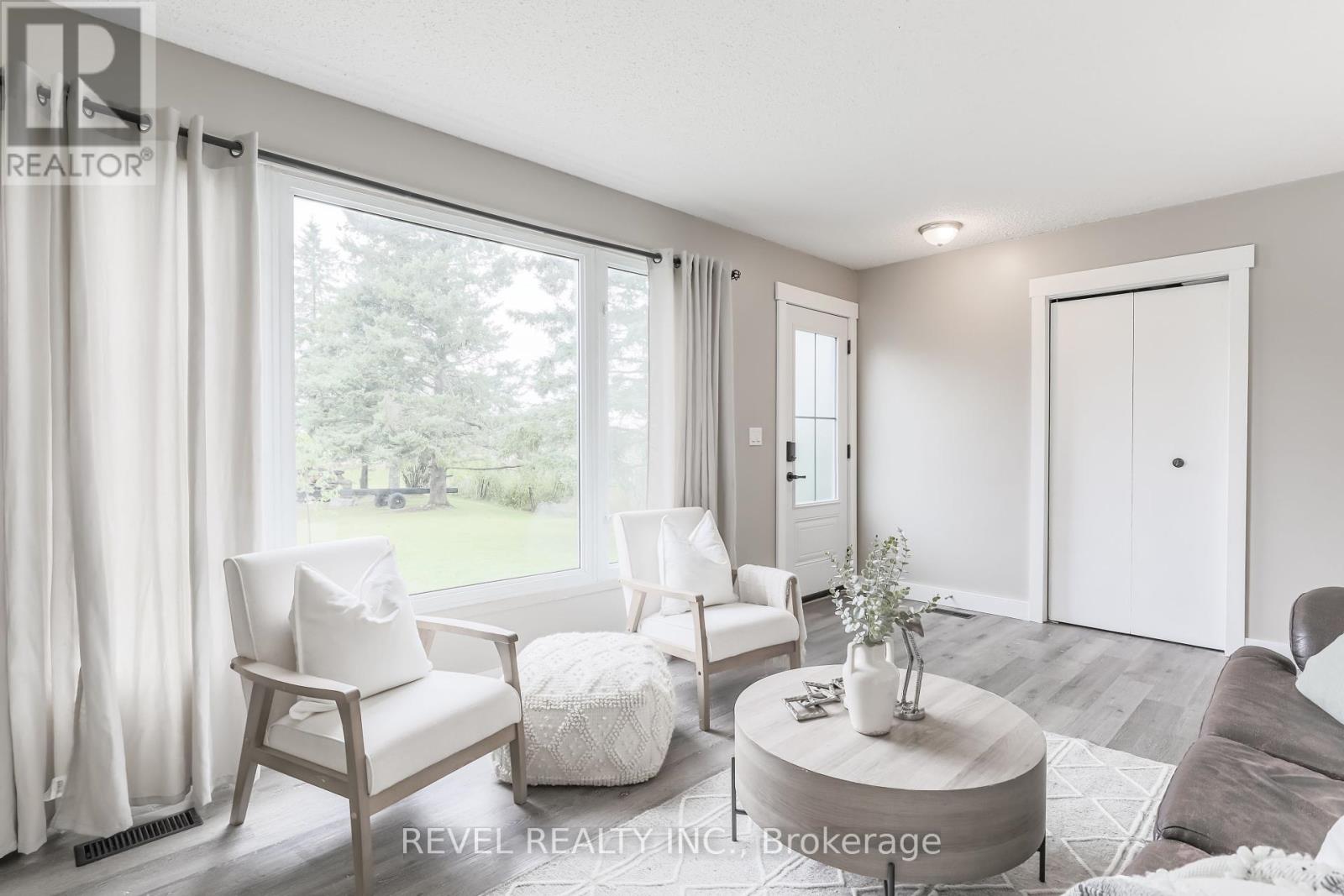 3880 Highway 35, Kawartha Lakes, Ontario  K0M 1G0 - Photo 3 - X12149008