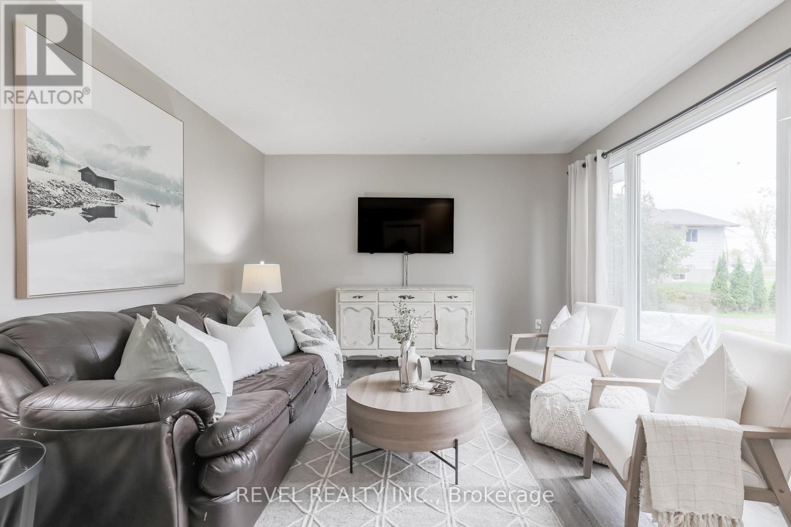 3880 Highway 35, Kawartha Lakes, Ontario  K0M 1G0 - Photo 4 - X12149008