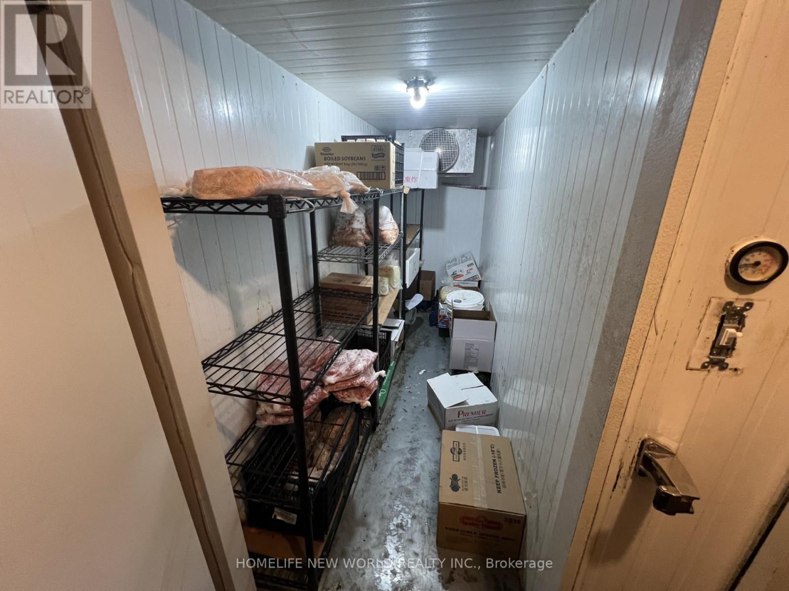 Gnd+bmt - 1662 Eglinton Avenue W, Toronto (Briar Hill-Belgravia), Ontario  M6E 2H2 - Photo 38 - W12146192