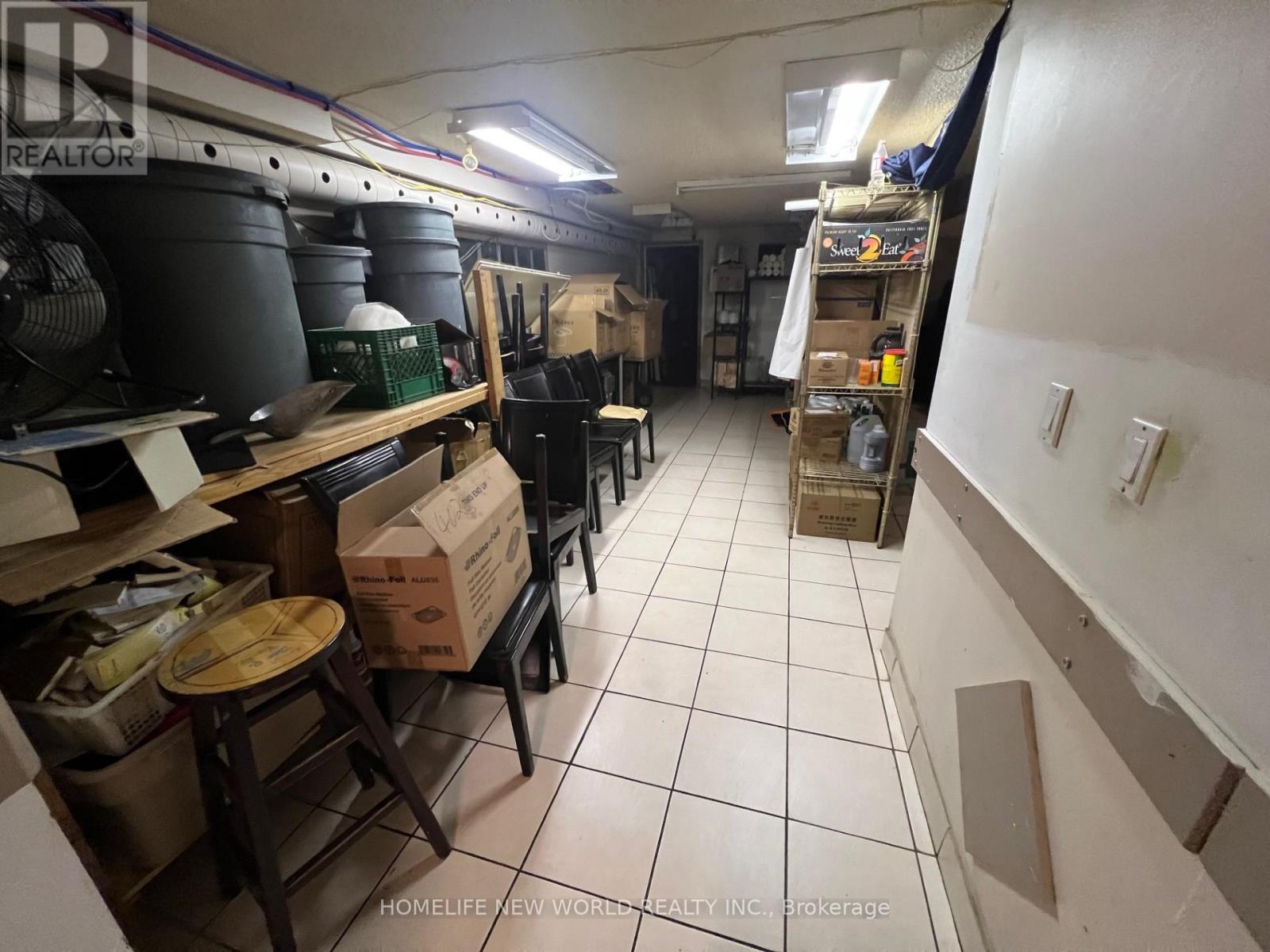 Gnd+bmt - 1662 Eglinton Avenue W, Toronto (Briar Hill-Belgravia), Ontario  M6E 2H2 - Photo 33 - W12146192