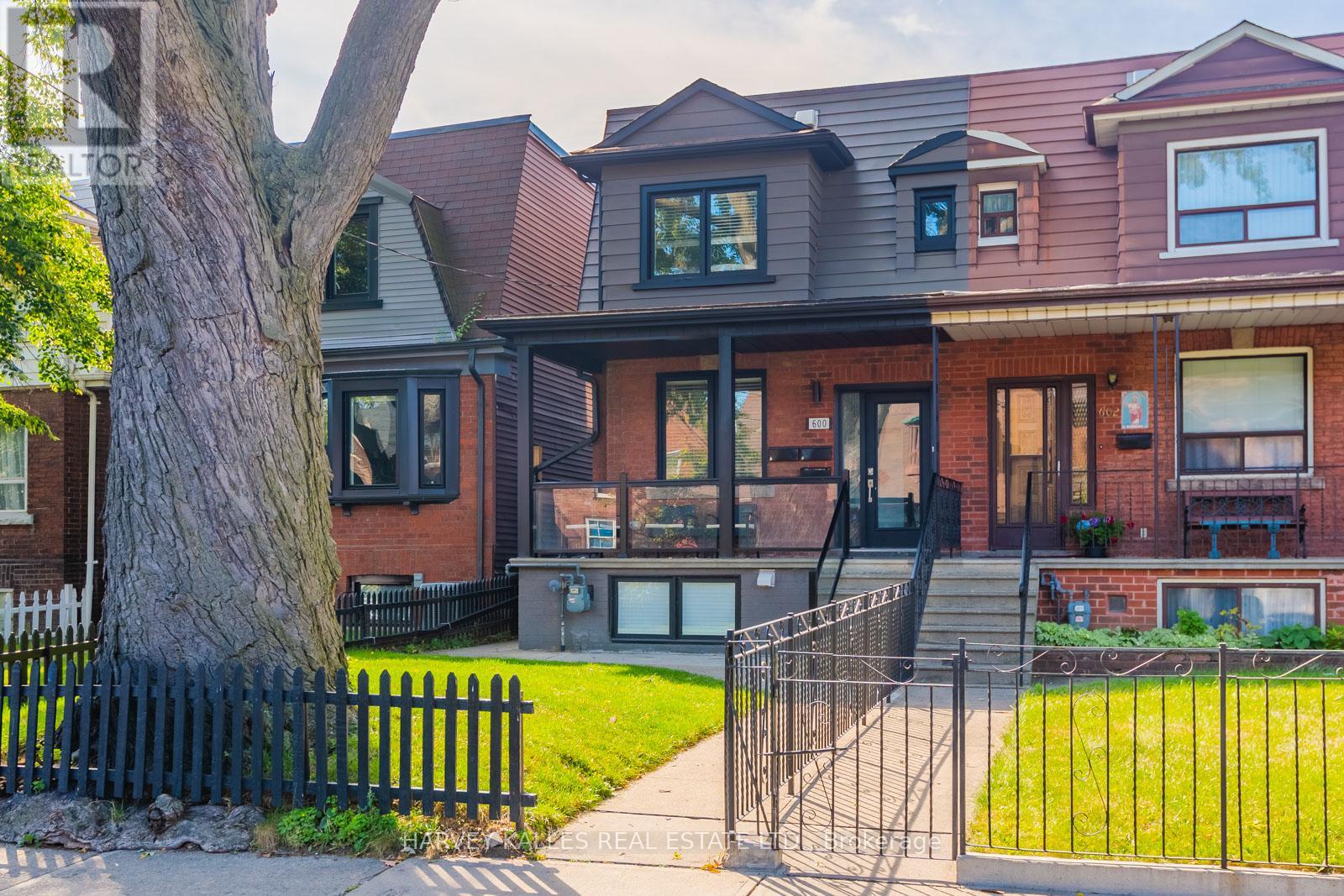 3 - 600 St. Clarens Avenue, Toronto, Ontario  M6H 3W9 - Photo 2 - W12148947