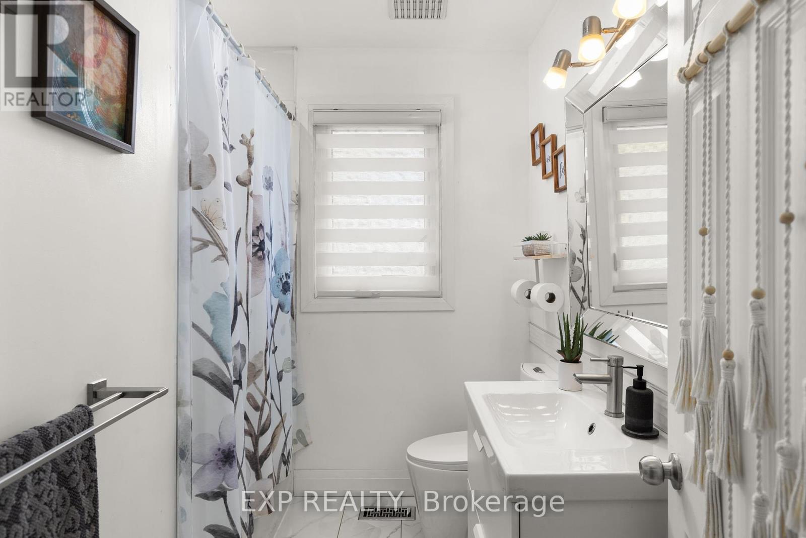 1626 Park Royale Boulevard, Mississauga, Ontario  L5E 2Z8 - Photo 22 - W12148984