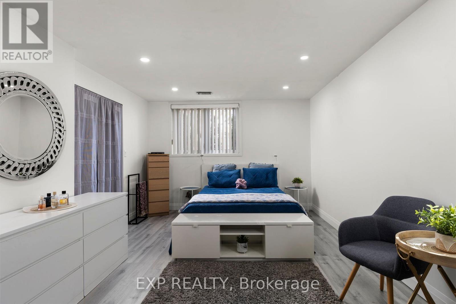 1626 Park Royale Boulevard, Mississauga, Ontario  L5E 2Z8 - Photo 24 - W12148984