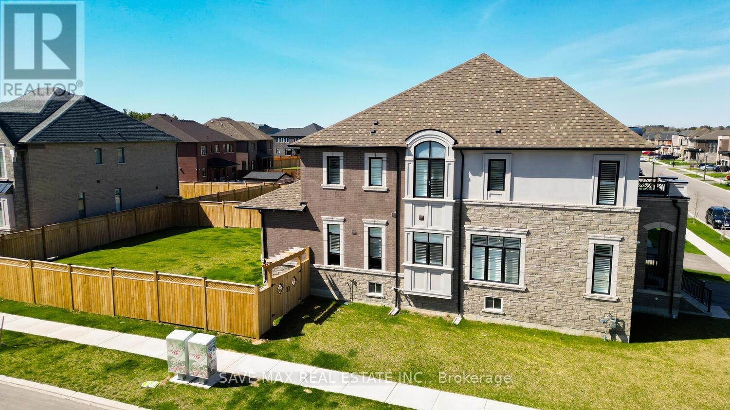 Property at 1250 UPPER THAMES DRIVE image 4