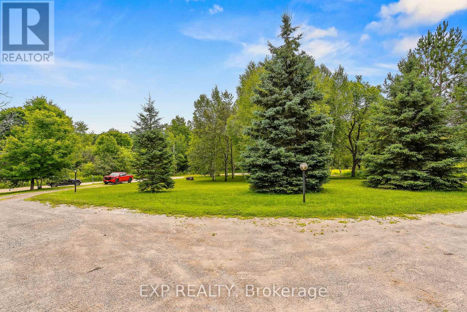 1037 Kernohan Farm Trail, Minden Hills (Minden), Ontario  K0M 2K0 - Photo 5 - X12148939