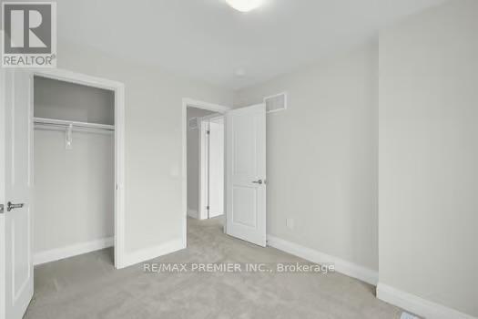 138 Corley Street, Kawartha Lakes, Ontario  K9V 0R4 - Photo 15 - X12148951