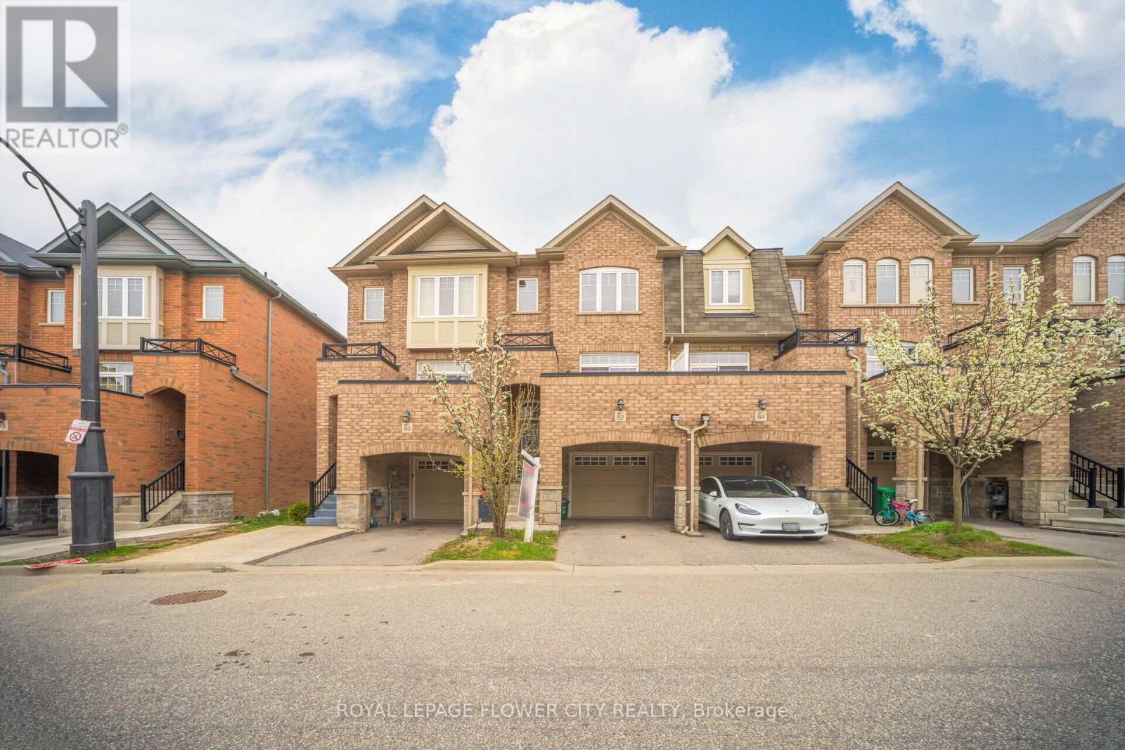 Property at 82 MAGDALENE CRESCENT image 1