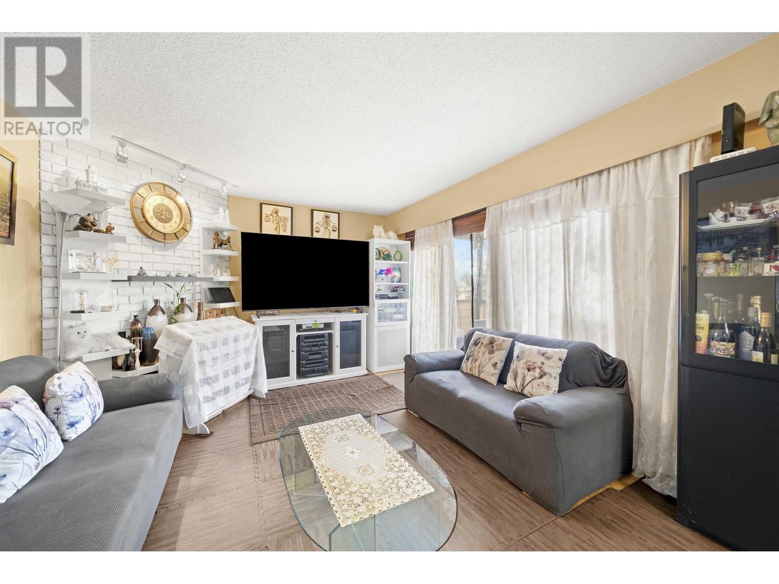 312 2277 E 30th Avenue, Vancouver, British Columbia  V5N 5N1 - Photo 2 - R3003005