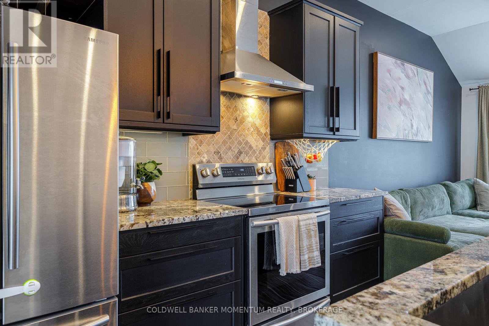 38 Bartlett Street, St. Catharines (Facer), Ontario  L2M 5L1 - Photo 18 - X12149027