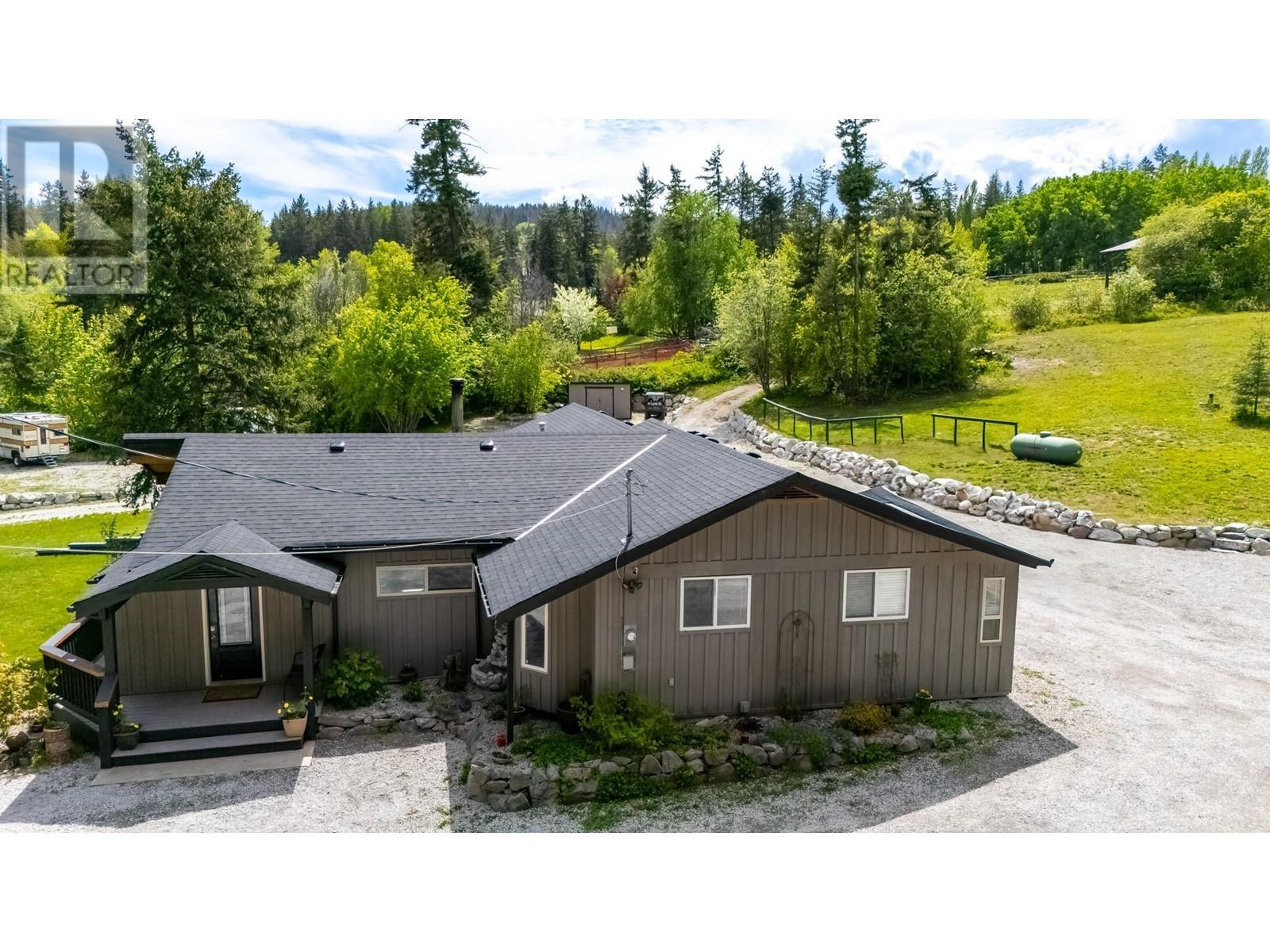 3402 Mckellar Road, West Kelowna, British Columbia  V4T 1W1 - Photo 2 - 10346733