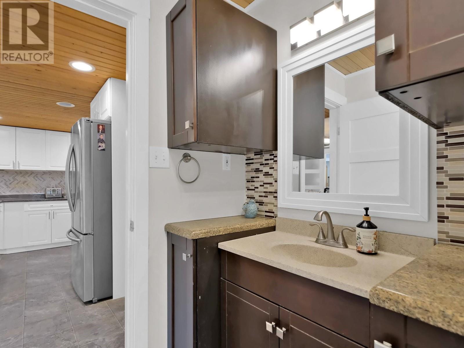 3402 Mckellar Road, West Kelowna, British Columbia  V4T 1W1 - Photo 25 - 10346733