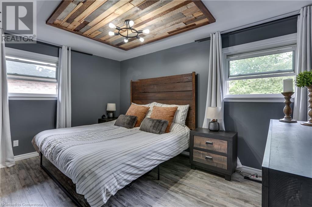 Photo 15 of 39 for 437 Beachwood Avenue