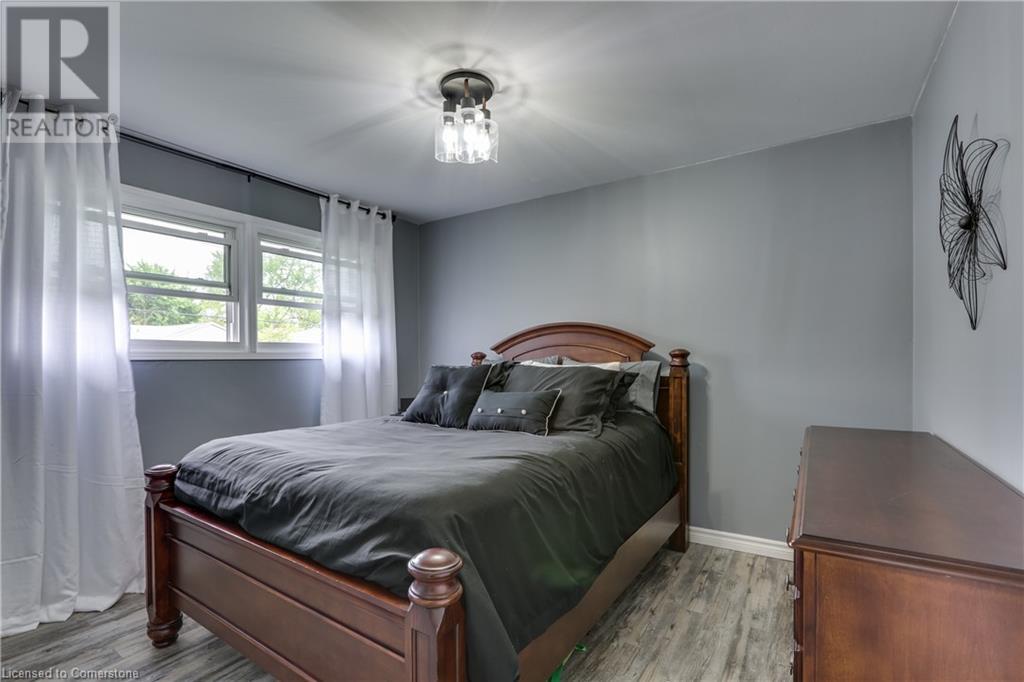 Photo 17 of 39 for 437 Beachwood Avenue