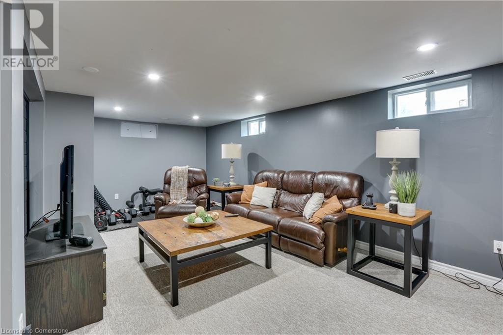 Photo 23 of 39 for 437 Beachwood Avenue