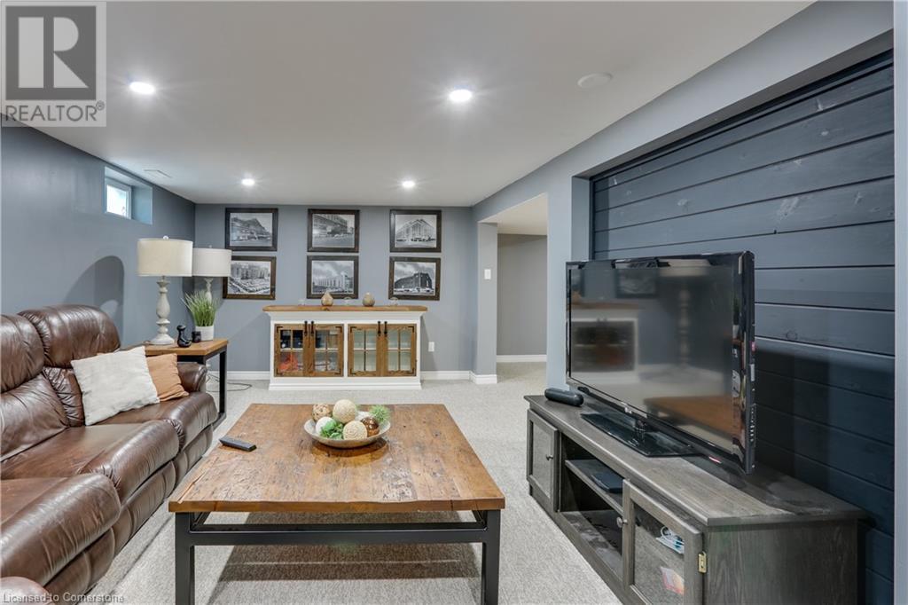 Photo 25 of 39 for 437 Beachwood Avenue