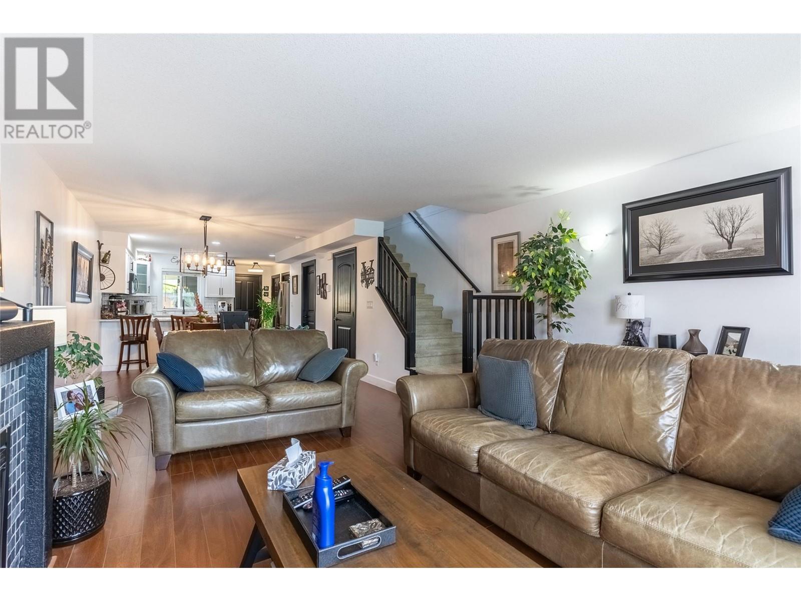 Property at 835 SOUTHILL Street Unit# 2 image 5