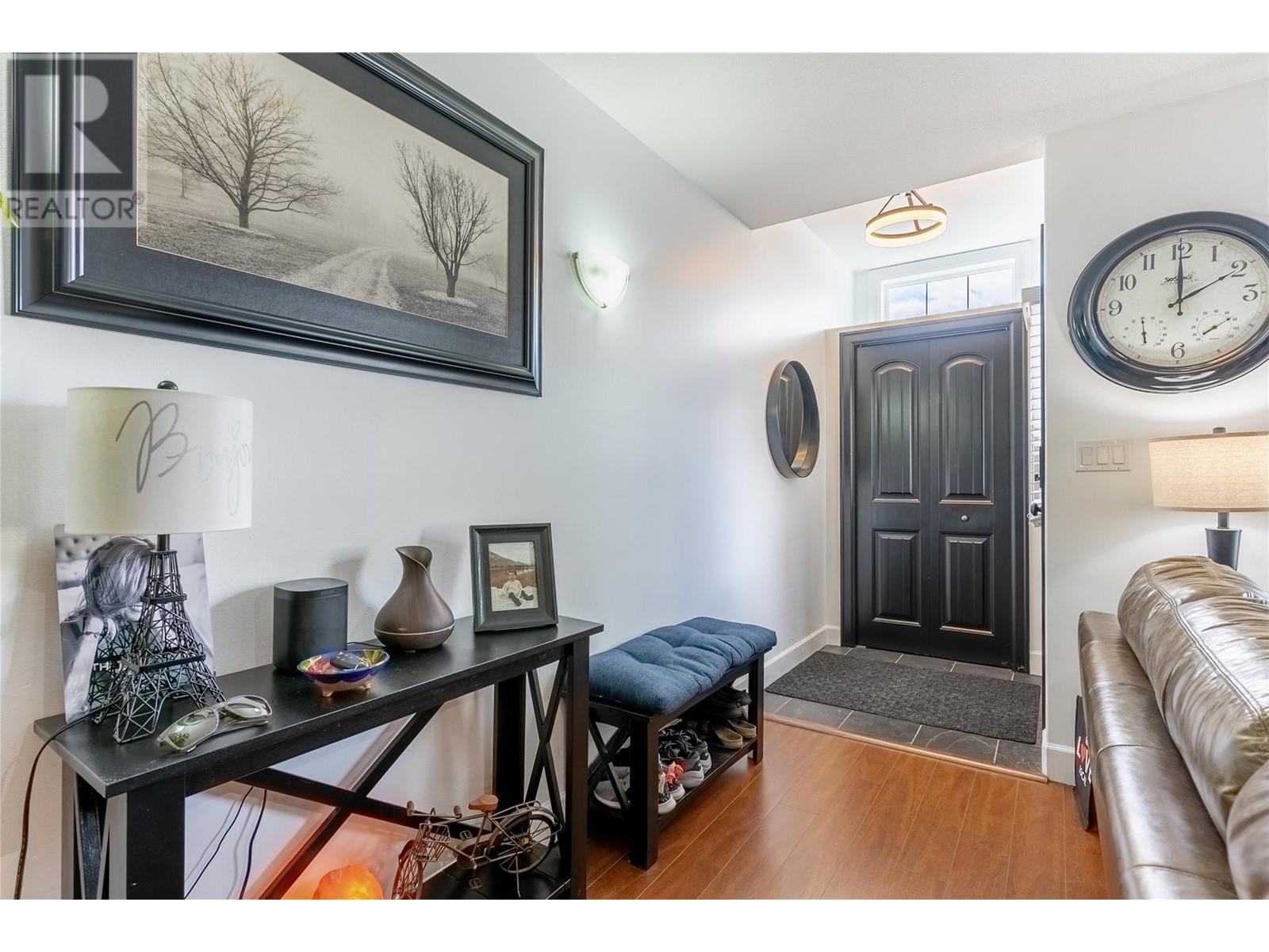 Property at 835 SOUTHILL Street Unit# 2 image 2
