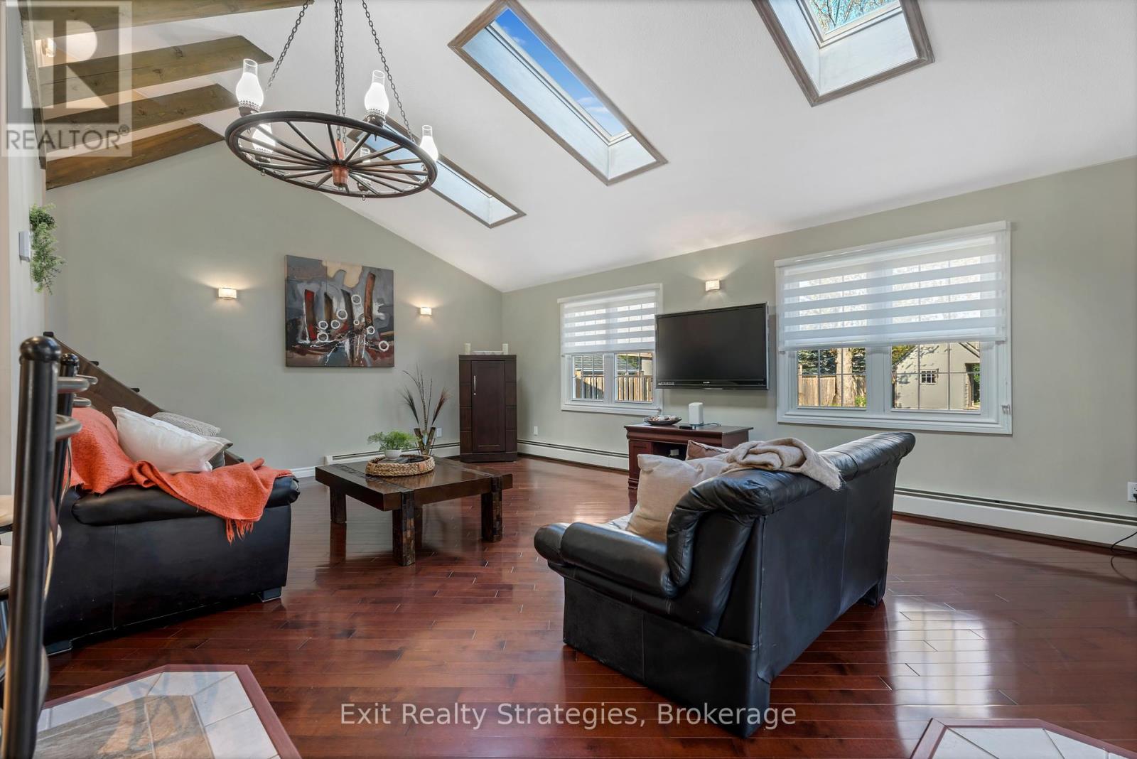 3324 Homestead Drive, Hamilton, Ontario  L0R 1W0 - Photo 13 - X12091797