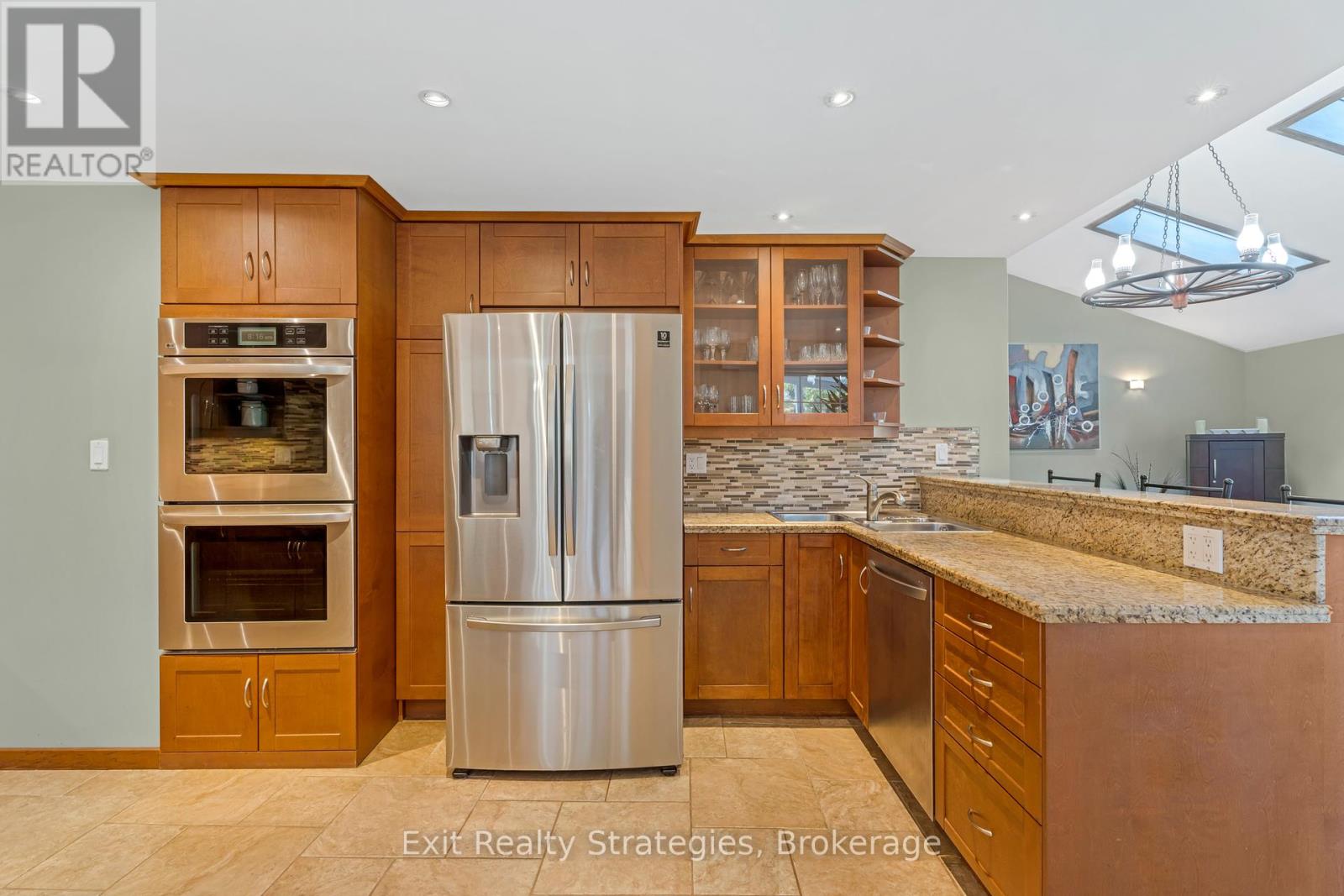 3324 Homestead Drive, Hamilton, Ontario  L0R 1W0 - Photo 11 - X12091797