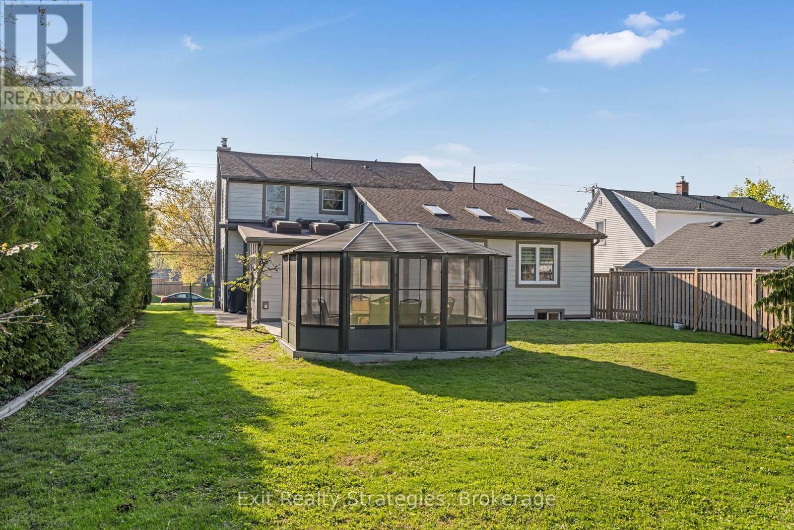 3324 Homestead Drive, Hamilton, Ontario  L0R 1W0 - Photo 43 - X12091797