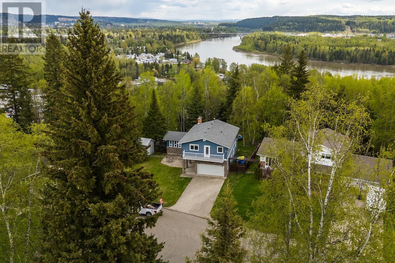 Property at 2502 LAURENTIAN PLACE image 1