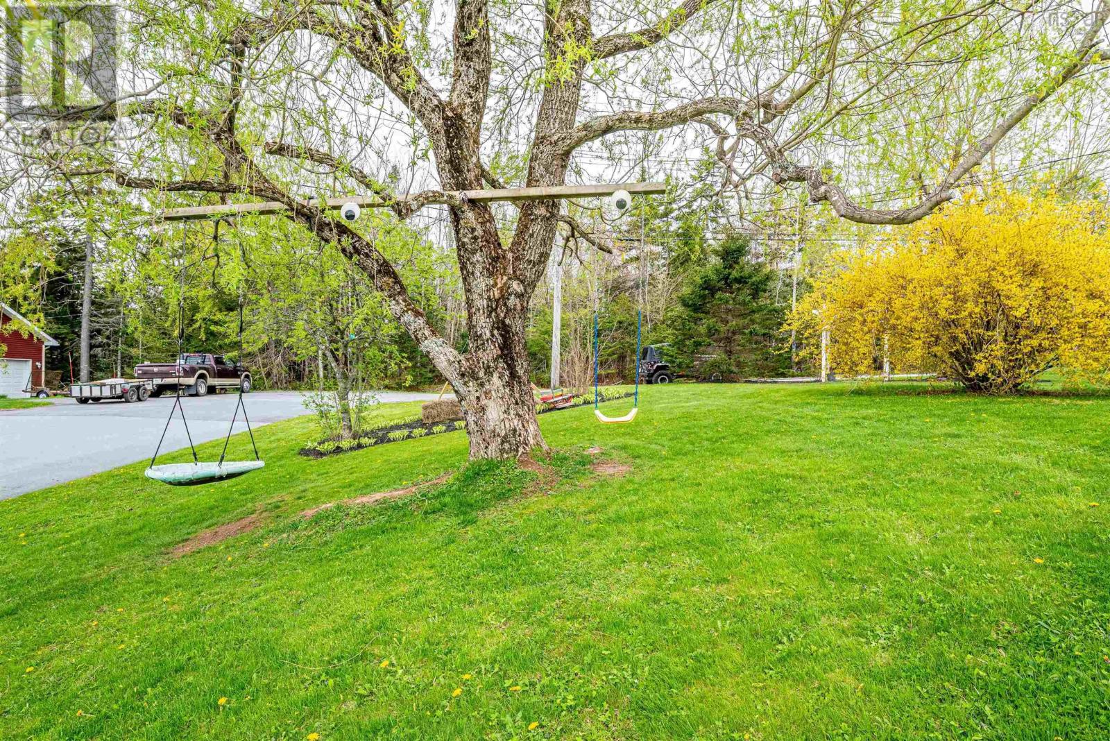 110 Pennington Drive, Beaver Bank, Nova Scotia  B4G 1C1 - Photo 40 - 202511020
