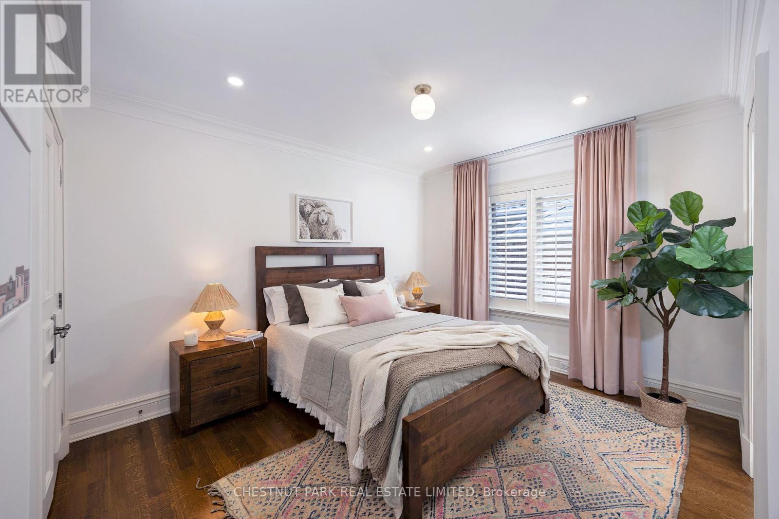 269 St Leonard's Avenue, Toronto, Ontario  M4N 1K9 - Photo 14 - C12148885