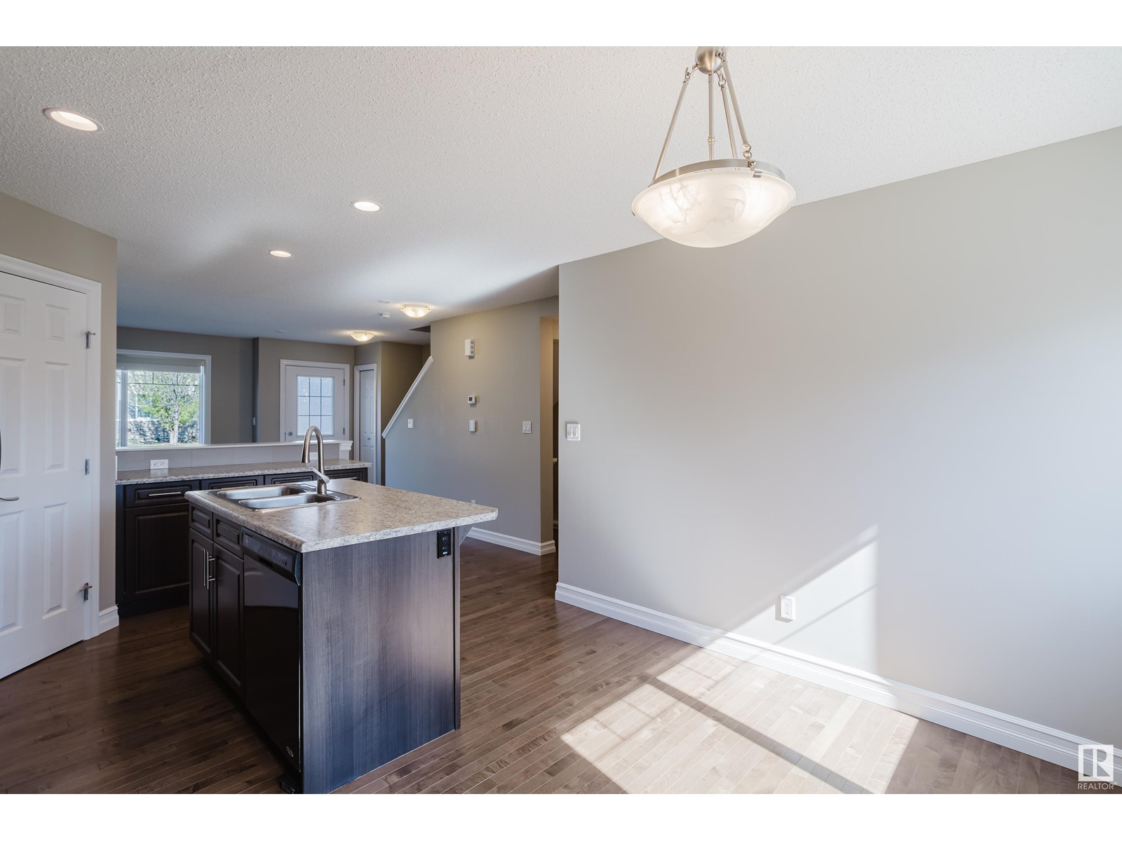 5311 3 Av Sw, Edmonton, Alberta  T6X 0W7 - Photo 13 - E4436436