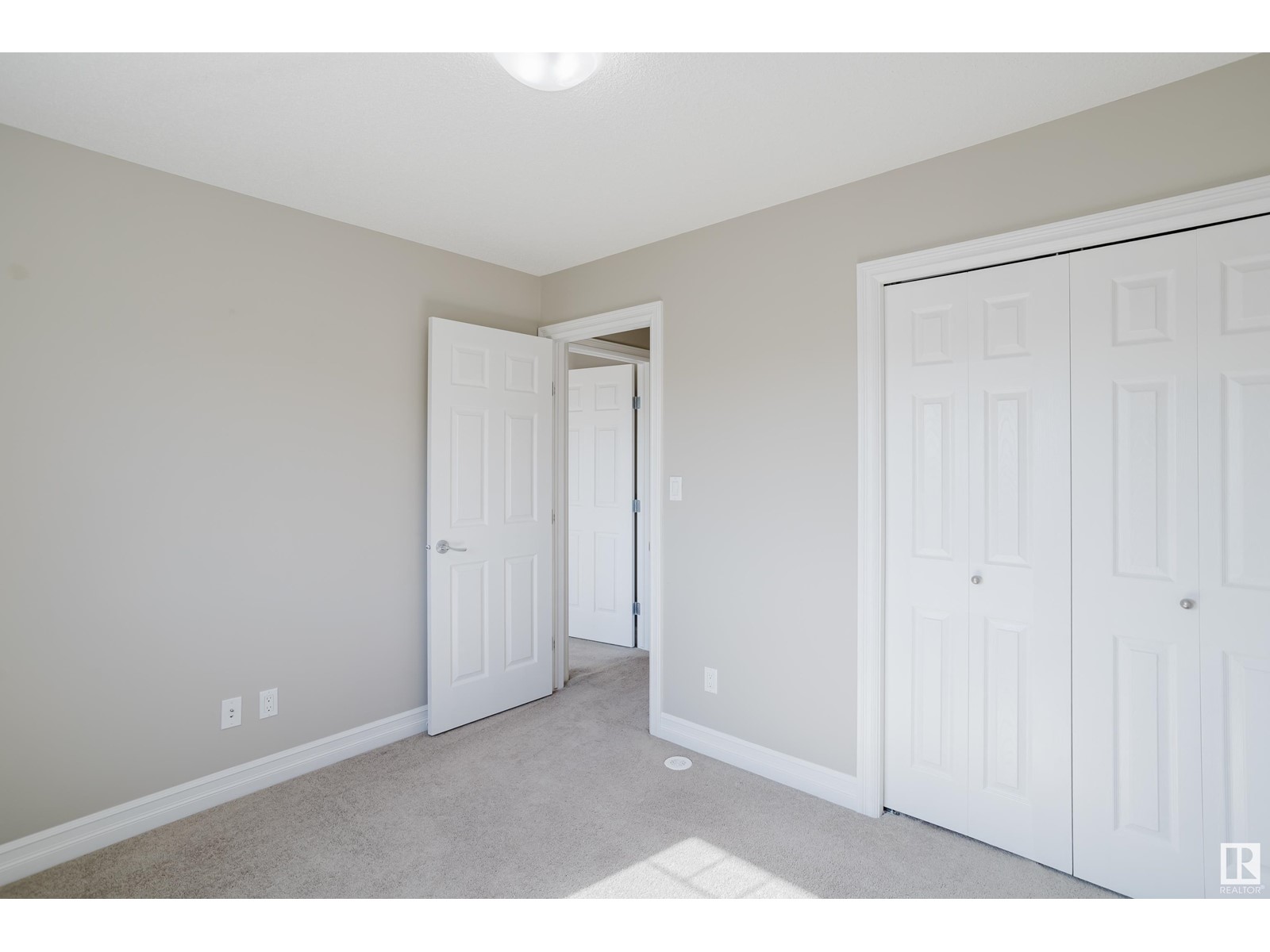 5311 3 Av Sw, Edmonton, Alberta  T6X 0W7 - Photo 36 - E4436436