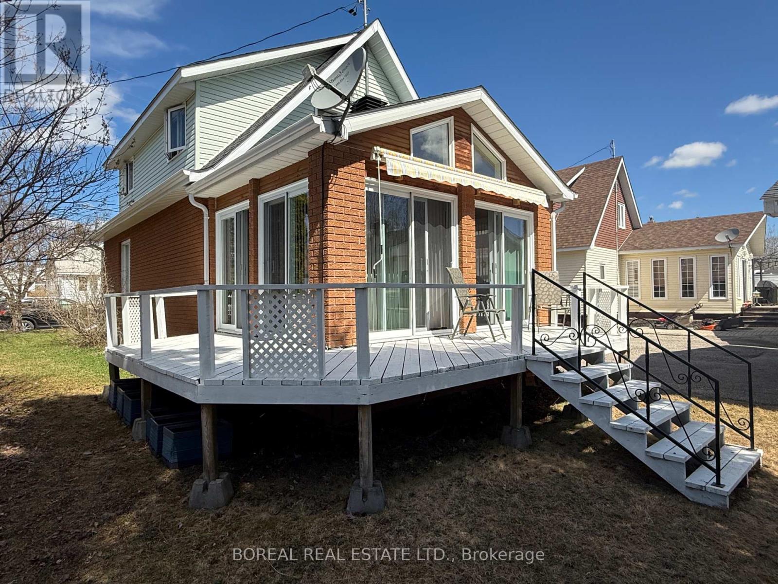 Property at 27 SIXTH STREET image 4