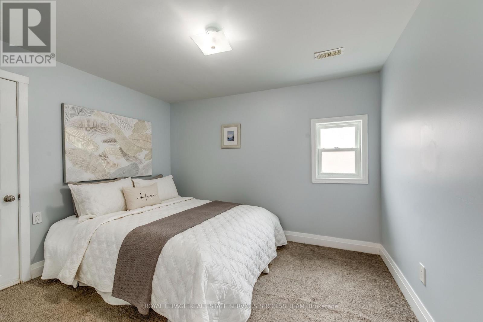 706 West 5th Street, Hamilton (Rolston), Ontario  L9C 3R2 - Photo 22 - X12149030