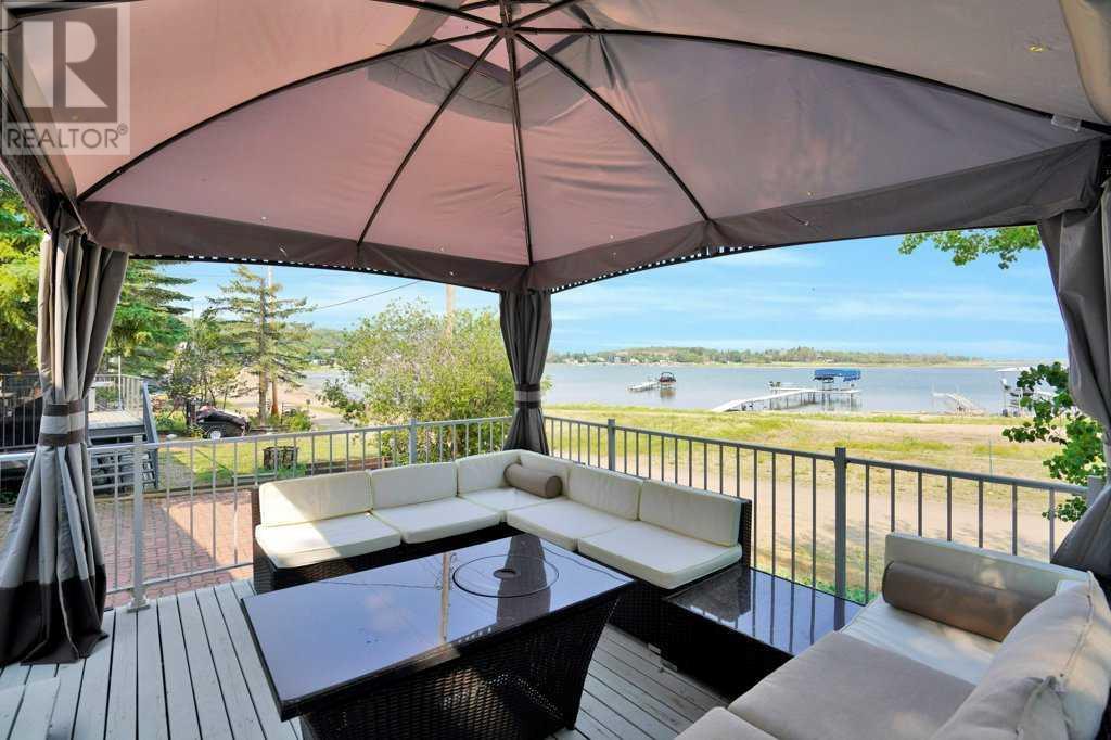 Property at 34 Beach Street E image 3