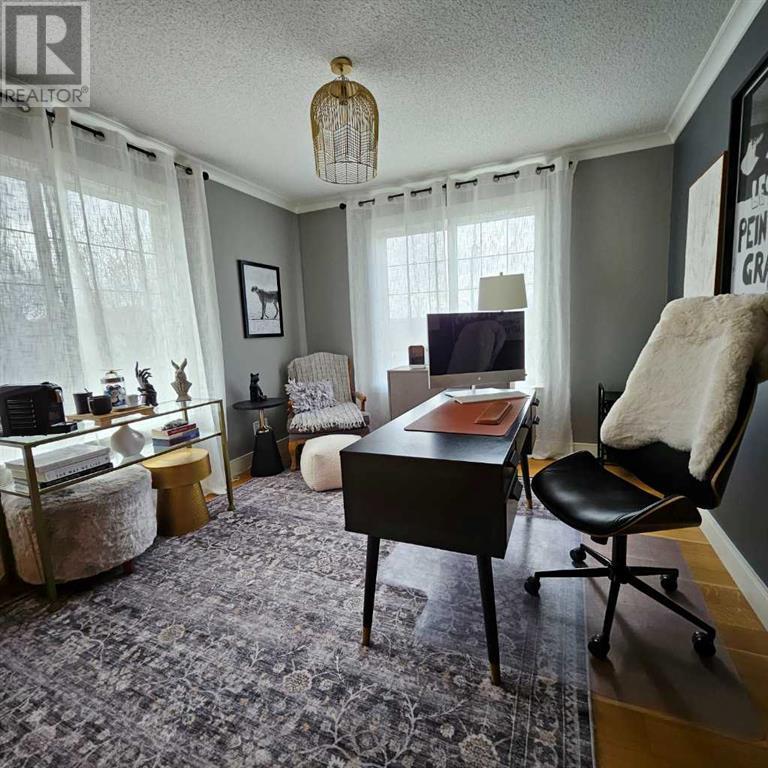Property at 2 Tuscany Estates Crescent NW image 5