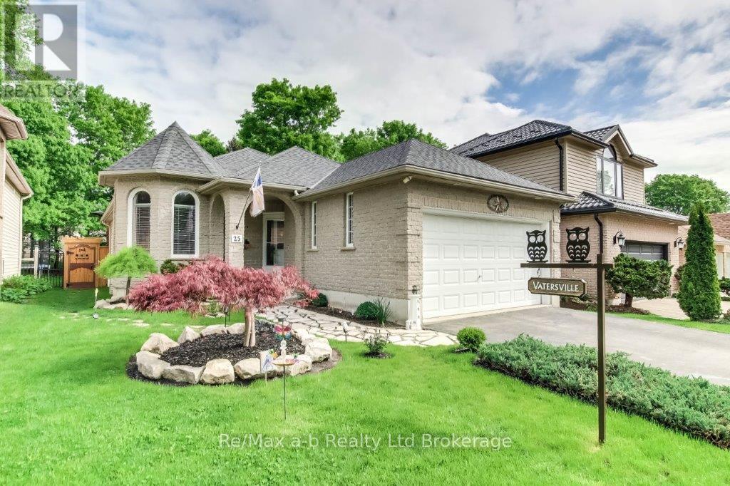 25 Pembers Pass, Woodstock, Ontario  N4S 8Z5 - Photo 3 - X12149088
