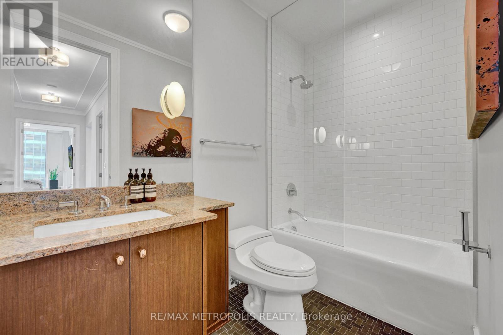 3103 - 183 Wellington Street W, Toronto, Ontario  M5V 0A1 - Photo 26 - C12149068