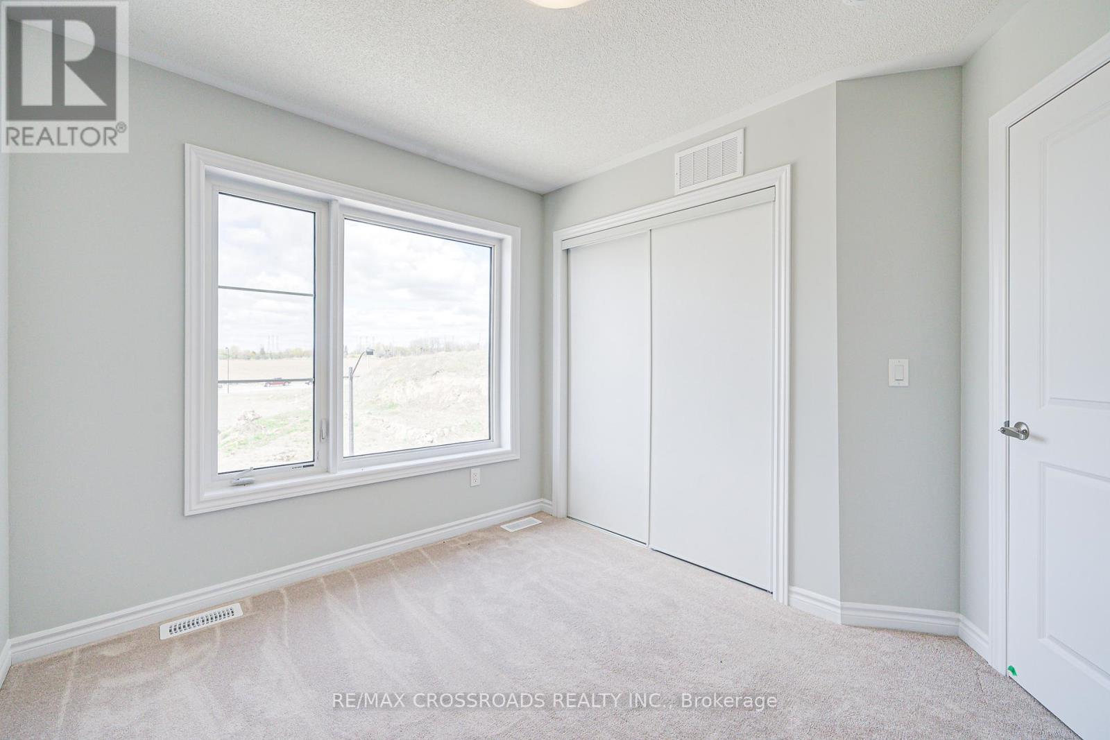 1210 Greentree Lane, Oshawa, Ontario  L1H 8L7 - Photo 23 - E12149038