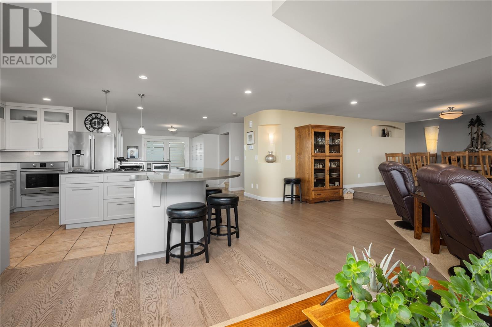 3724 Glen Oaks Dr, Nanaimo, British Columbia  V9T 6H3 - Photo 12 - 999976