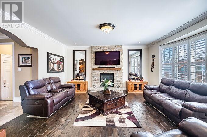 417 Gooch Crescent, Milton, Ontario  L9T 7M1 - Photo 8 - W12149077