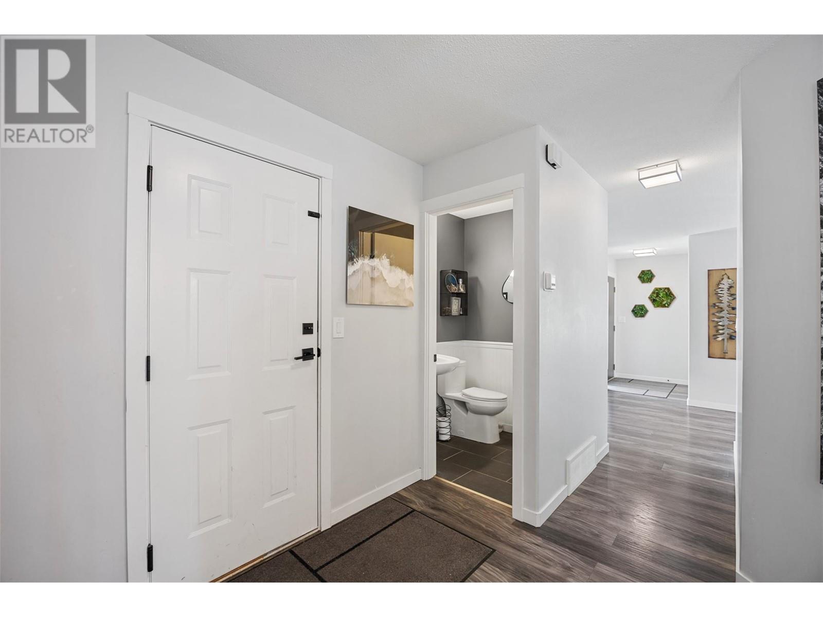 Property at 385 SUNHILL Court image 3