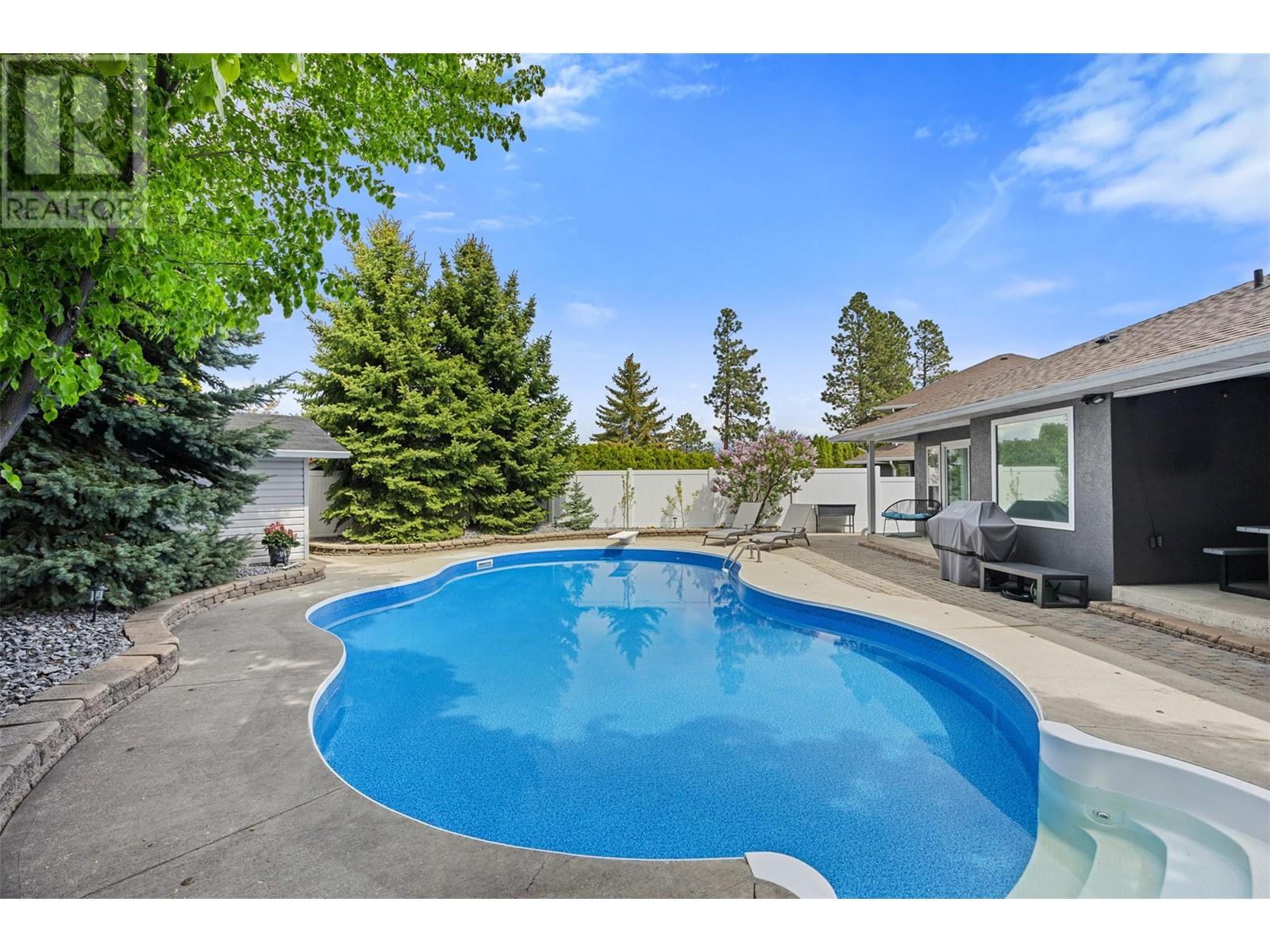 385 SUNHILL Court, Kamloops, British Columbia