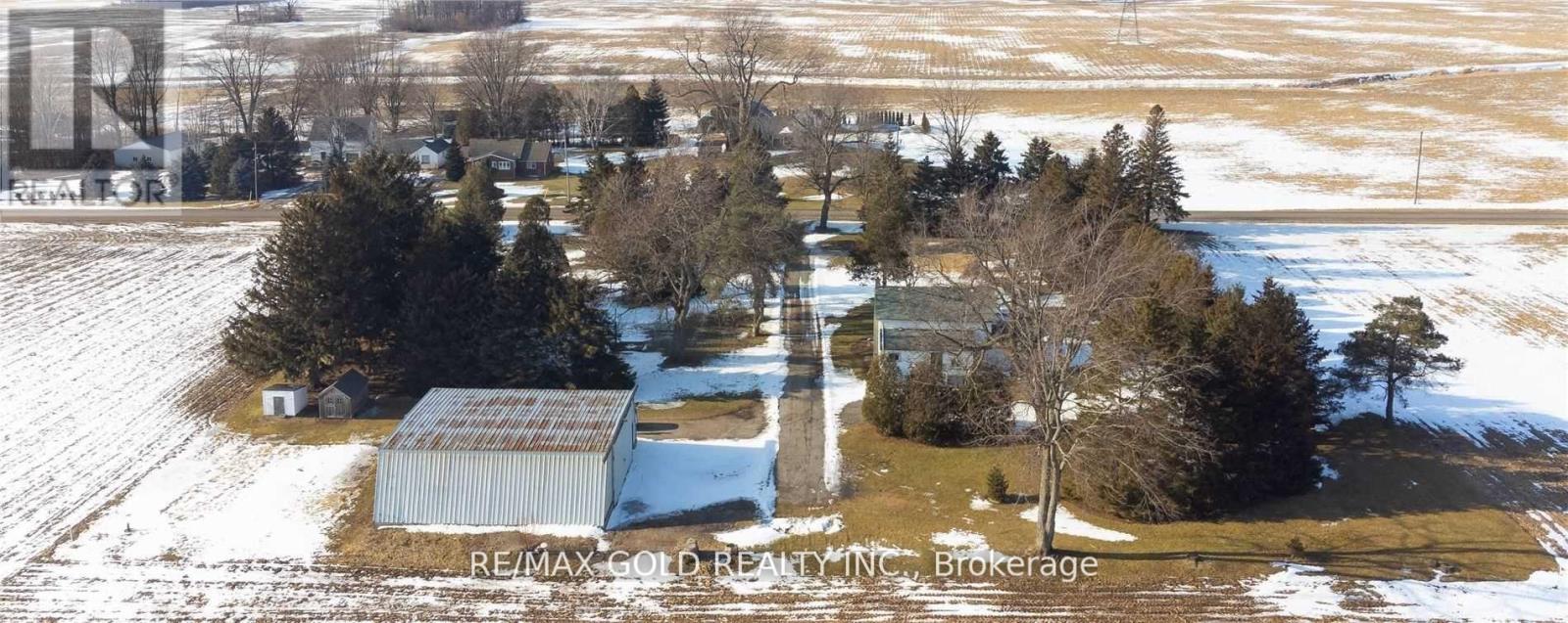 12708 Mclarty Line, Chatham-Kent, Ontario  N0L 2C0 - Photo 2 - X12149071