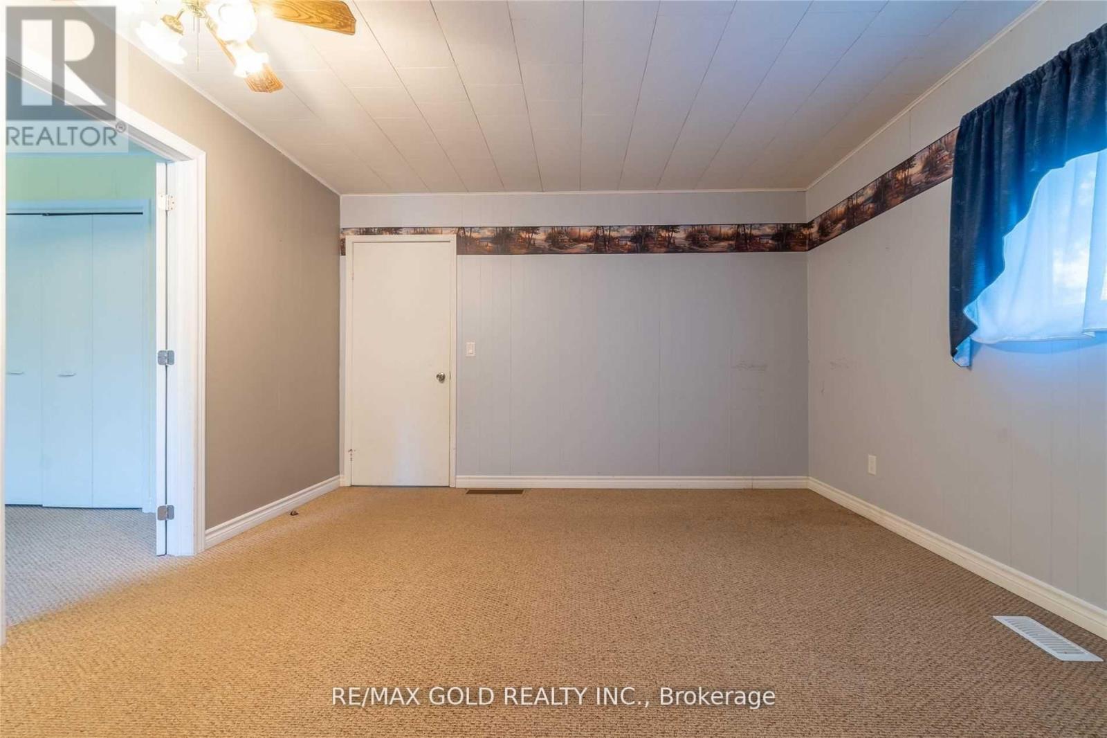 12708 Mclarty Line, Chatham-Kent, Ontario  N0L 2C0 - Photo 21 - X12149071