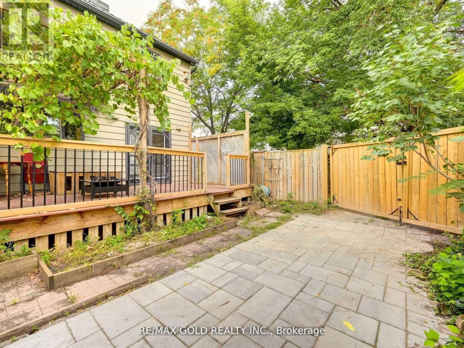 1124 Cannon Street E, Hamilton (Crown Point), Ontario  L8L 2J8 - Photo 25 - X12149078