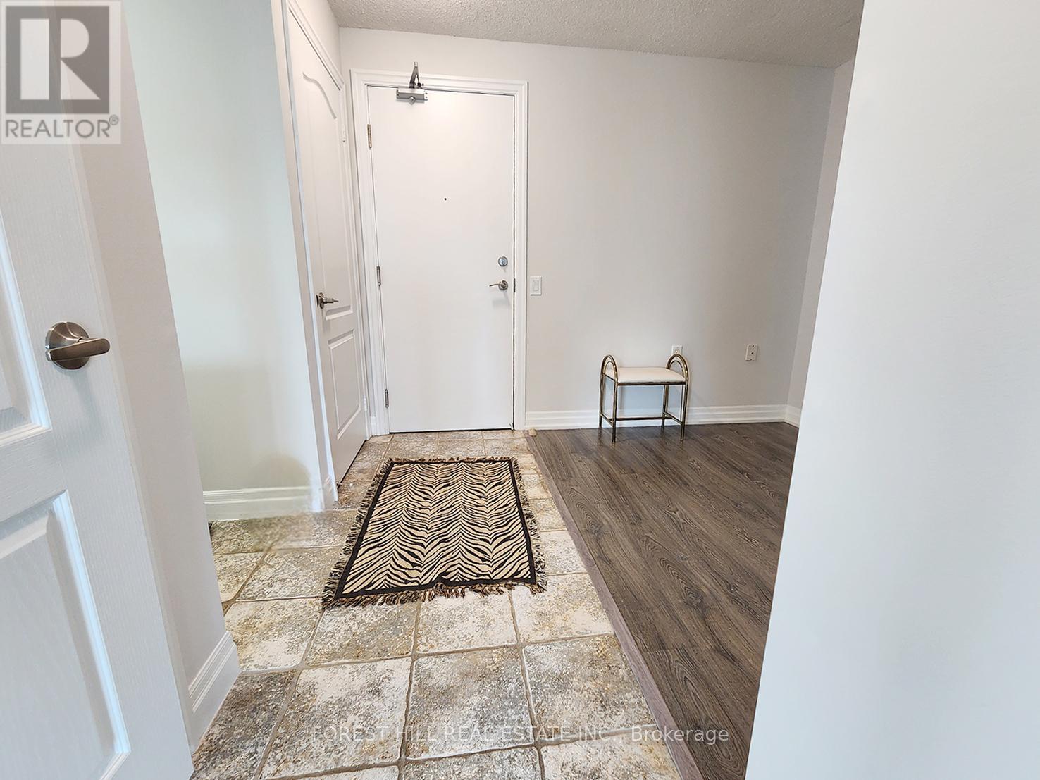 2505 - 21 Hillcrest Avenue, Toronto, Ontario  M2N 7K2 - Photo 6 - C12149069