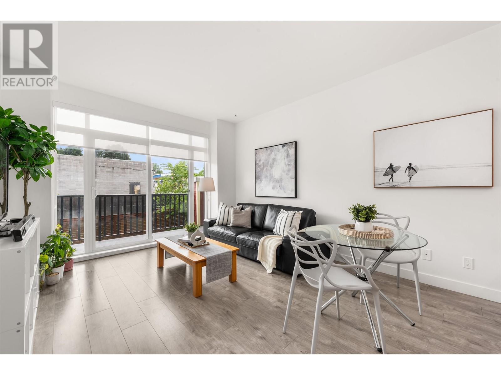 11 3868 Norfolk Street, Burnaby, British Columbia  V5G 1E5 - Photo 2 - R3003020