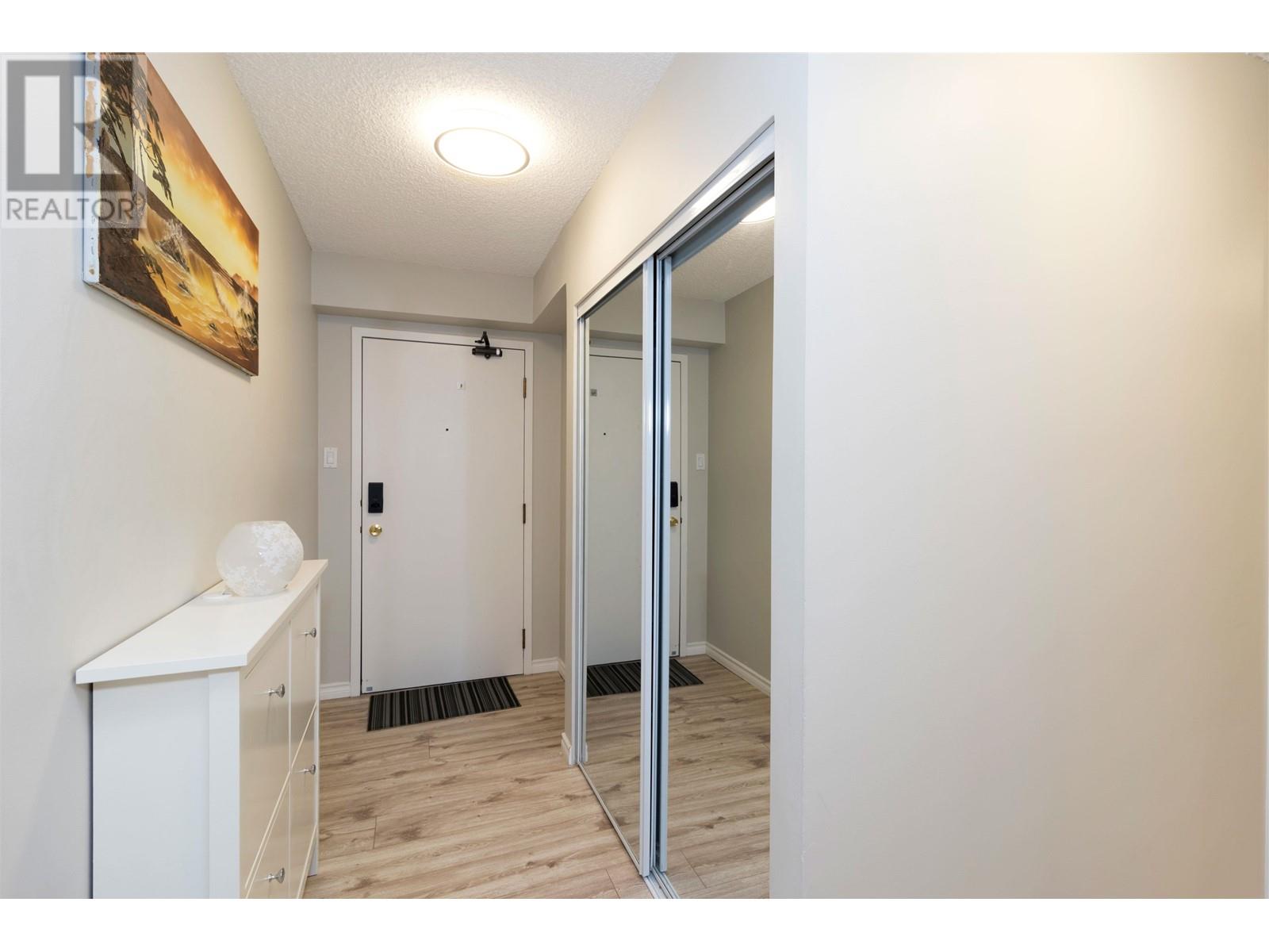304 9521 Cardston Court, Burnaby, British Columbia  V3N 4R8 - Photo 18 - R3003025