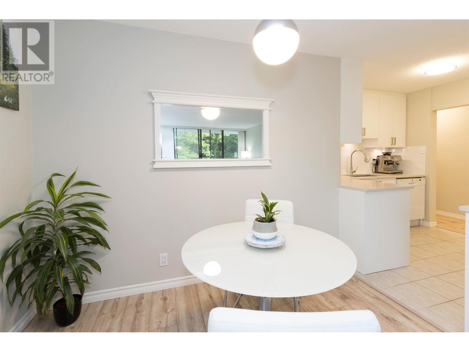 304 9521 Cardston Court, Burnaby, British Columbia  V3N 4R8 - Photo 8 - R3003025