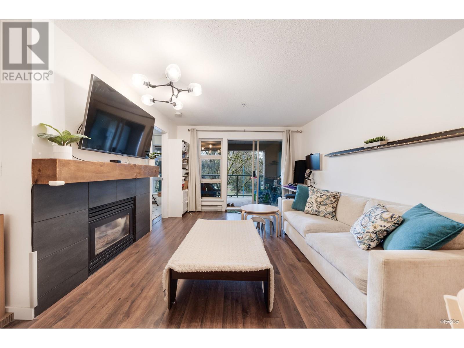 205 301 MAUDE ROAD, Port Moody, British Columbia